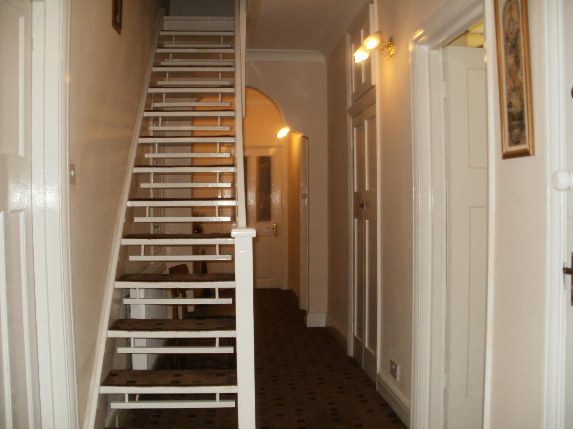 London Heathrow Guesthouse Hillingdon Exteriör bild