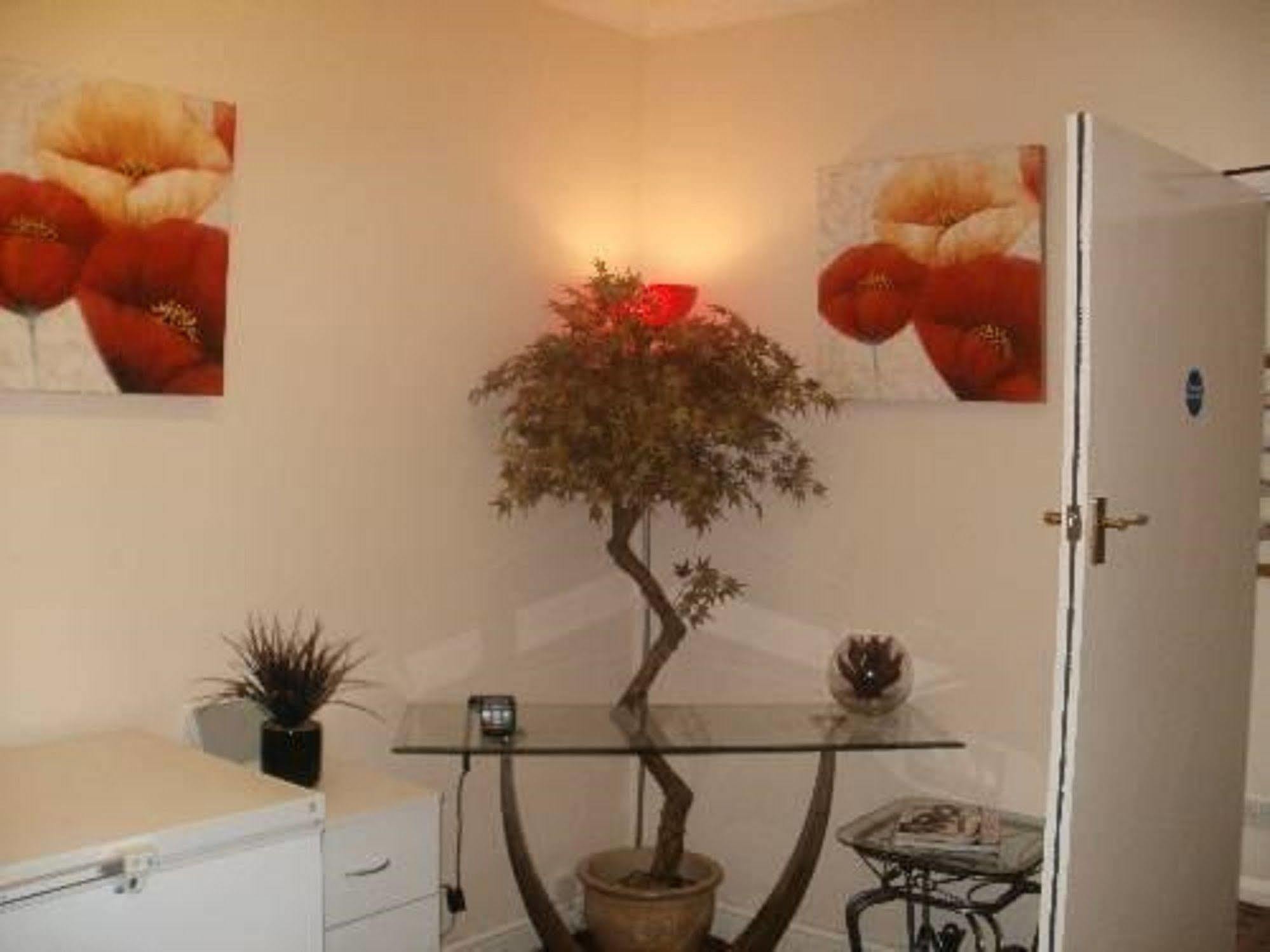 London Heathrow Guesthouse Hillingdon Exteriör bild